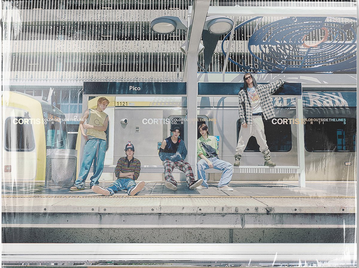 Color Outside The Lines : Cortis- KPOP - Genres musicaux | Cultura