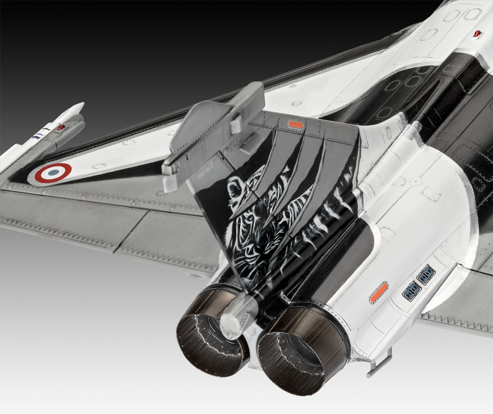 Maquette Avion Rafale C 30-GK 1/48 – Hobby Boss, édition 80 Ans EC 3/30 Lorraine