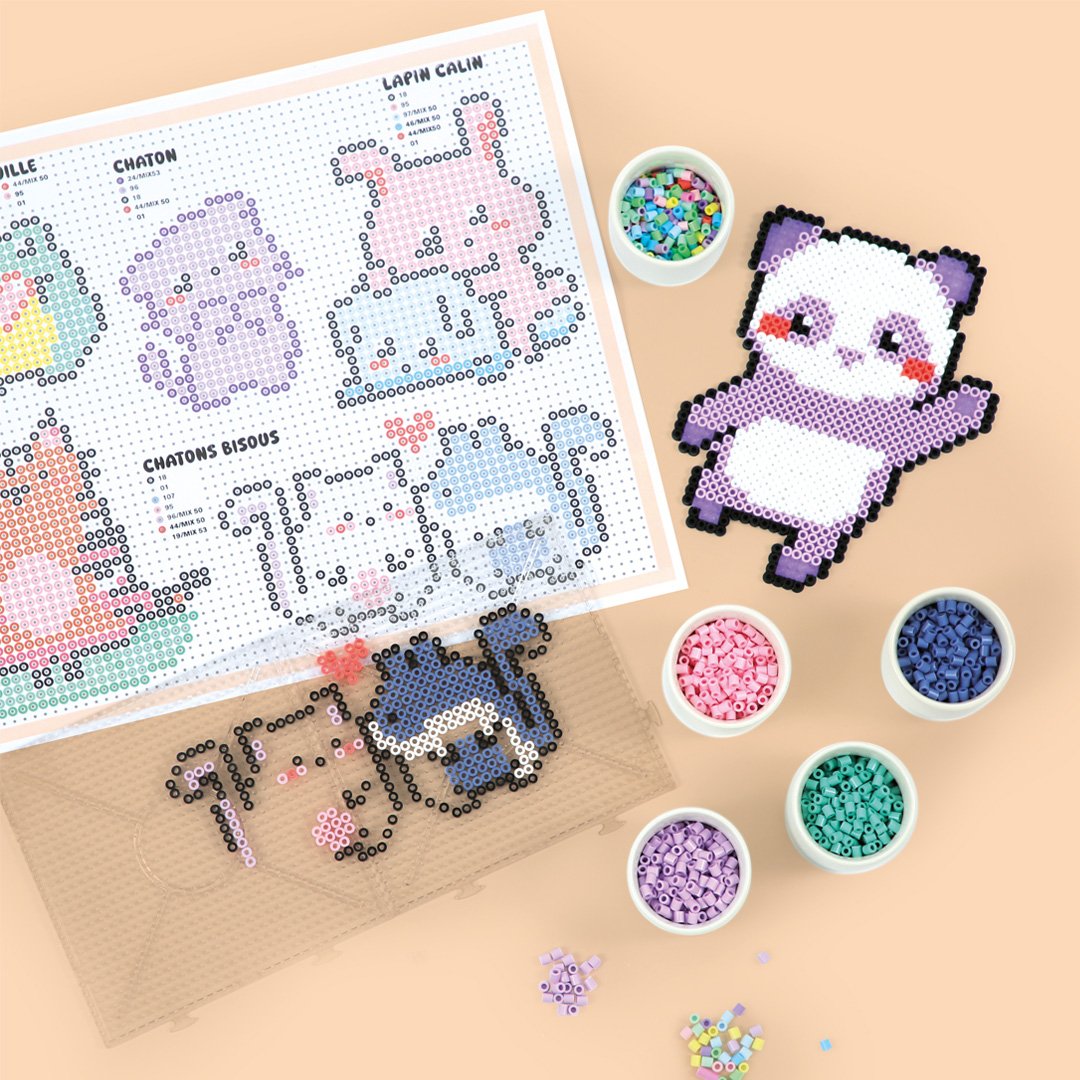 Hama 8150 – 12 Supports Pour Perles à Repasser Maxi – Couleurs Assorties – Loisir Créatif – Dès 3 Ans – Développe Dextérité Et Imaginant – Idéal Pour Enfants