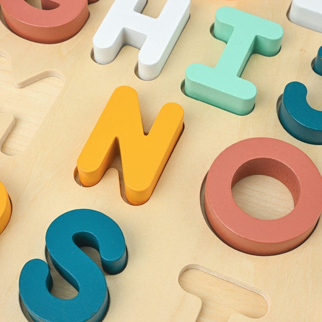 lettres en bois 5cm : Alphabet en bois de frene massif hauteur 5cm