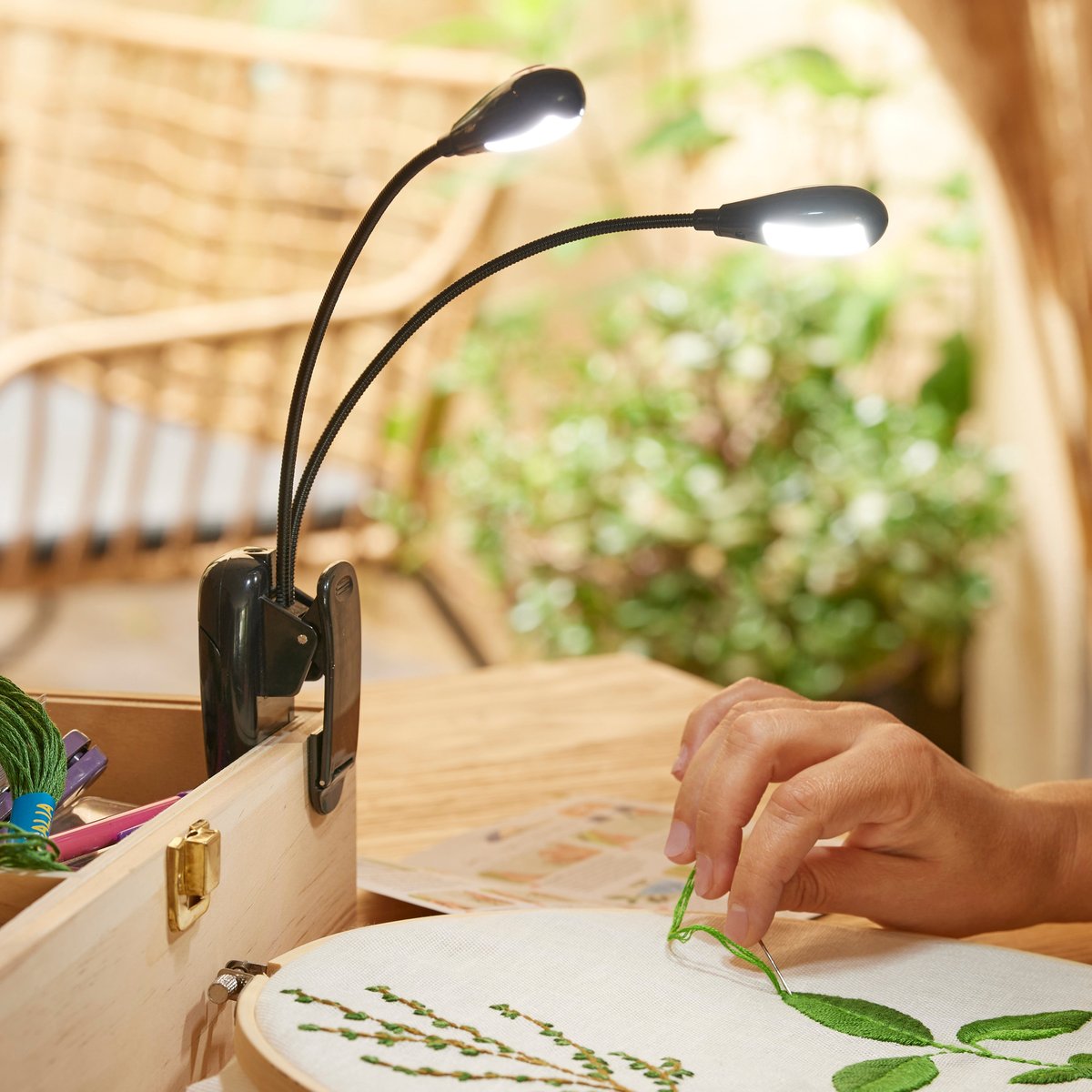 TIGER SL28-BK Lape Pour Pupitre - 2 LEDs