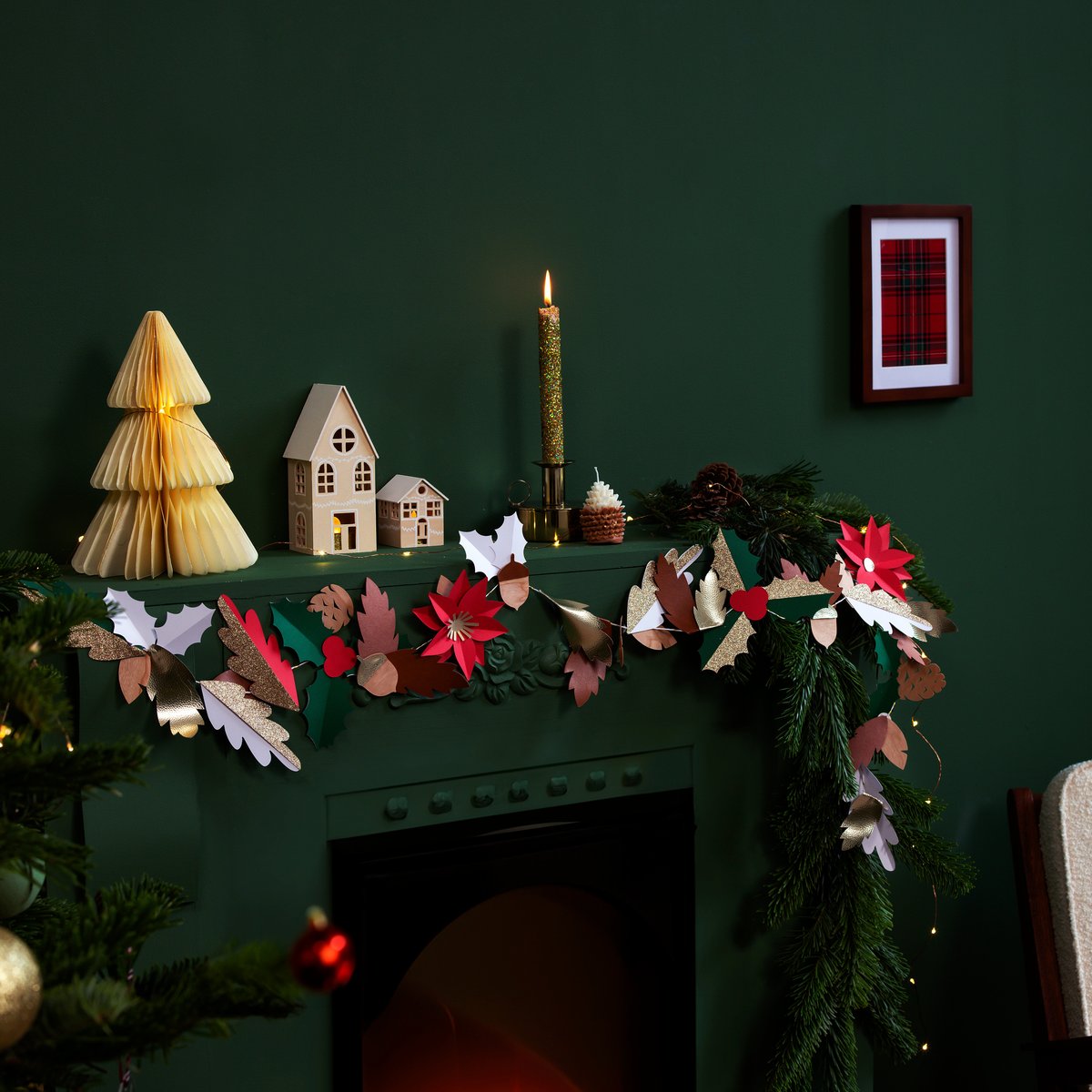 Tonic Studios Bloc D'art De Noël En Sucre D'orge | Feuilles De Luxe 200 G/m² | Double Face Avec Feuille D'argent Et étiquettes éphémères | 20,3 X 20,3 Cm