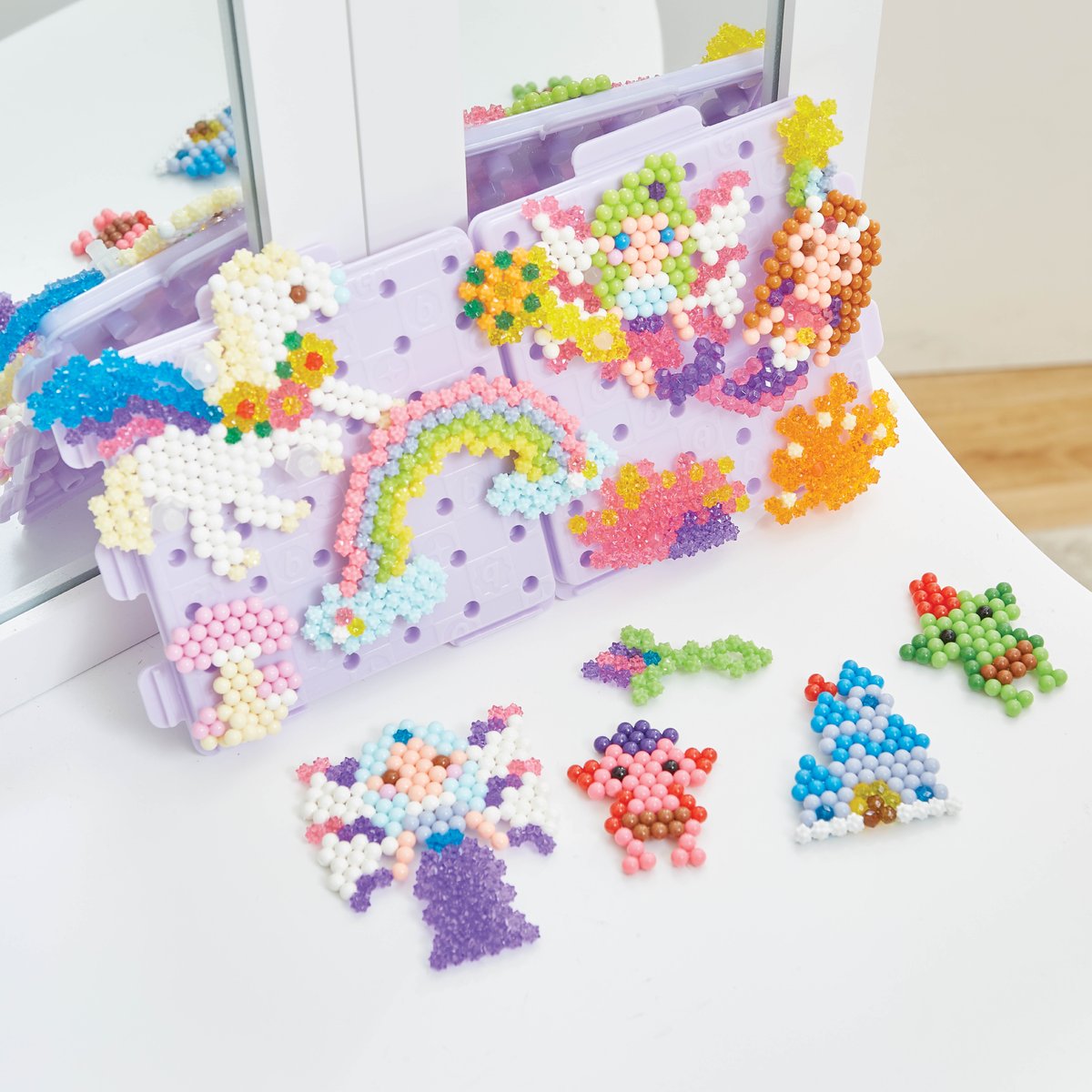 Aquabeads 35073 Le Carrosse Enchanté - Coffret de Loisirs Créatifs avec Aquabeads 35073 Le Carrosse Enchanté - Coffret de Loisirs Créatifs avec