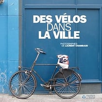 Des vélos dans la ville