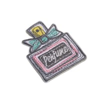Lot de 3 écussons thermocollants parfum 4,5cm x 3,5cm
