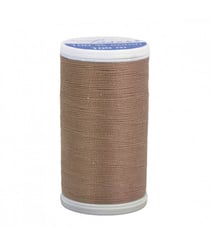 Fil à Coudre Laser 100% Polyester 100m Universel de Distrifil : Solidité et Éclat pour Vos Créations Couture 3820 Marron