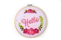 Kit Canevas sur Tambour à Broder Hello Ø 20 cm