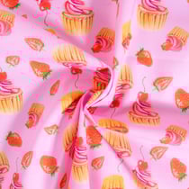 Tissu Coton imprimé Dessert fraise sur fond Rose
