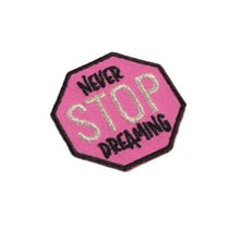 Ecusson thermocollant messages never stop 4cm x 4cm