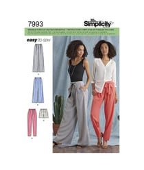 Patron Simplicity 8389 taille n°FR 32-40