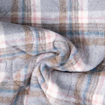 Tissu Matelassé Ciarra tout doux  envers doudoune carreaux Roses et Bleus sur fond Gris