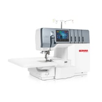 Surjeteuse BERNINA L860 – Précision suisse et innovation au service de vos créations Blanc