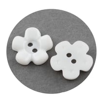 20 BOUTONS Acrylique BLANC forme Fleur diamètre 15 mm 2 trous - creation couture diy