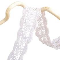 Bobine 13,7m guipure entre deux 50mm Blanc