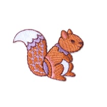 Ecusson thermocollant forêt écureuil 4,1cm x 2cm