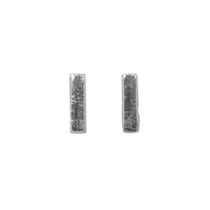 Lettres en cire - I - , argent, 9mm, 2 pces