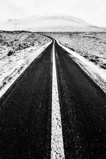 Photo d’art 60 × 90 cm – Métal – On the road again – par Marion Staderoli