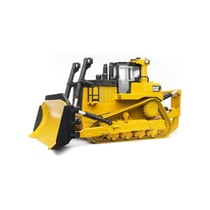 Le grand tracteur CAT à chenilles