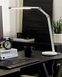 Lampe de Bureau Blanche 48 cm à LED Intégrées Tactile Intensité Lumineuse Variable Bras Ajustable Style Moderne Industriel