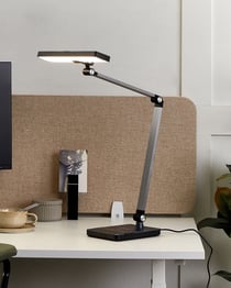 Lampe de Bureau Noire en Aluminium 73 cm à LED Intégrées Tactile Intensité Lumineuse Variable Bras Ajustable Style Moderne Industriel