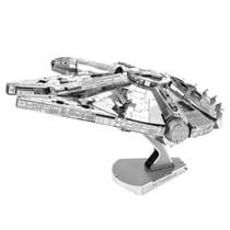 MetalEarth: ICONX - STAR WARS / MILLENNIUM FALCON 10.8x7.62x6.99cm, maquette 3D en métal avec 2 feuilles, en boîte 13,5x22x2cm, 14+