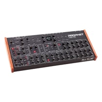 Synthétiseur analogique polyphonique Sequential Prophet REV2-16 Desktop - Noir - 9,3 kg