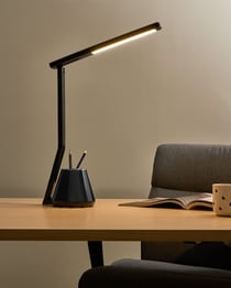 Lampe de Bureau Noire en Matériau Synthétique 3 Modes CCT Variateur Abat-Jour Réglable et Porte-Stylo Style Moderne