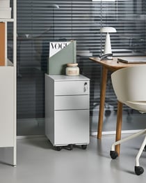 Caisson Gris Clair en Métal à Roulettes pour Bureau 3 Tiroirs Serrure à Clé Style Moderne