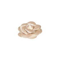 Broche fleur camélia 7 cm or
