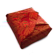 Carédeau Papier Cadeau Réutilisable Collection Monochrome Coton Recyclé Furoshiki 100% Cot : Sous les étoiles (TailleM) 55x55 cm en rouge bordeaux
