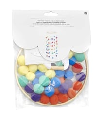 Kit de Bricolage Pompon Mobile Rico Design : Créez Votre Œuvre d'Art Personnalisée Arc-en-ciel