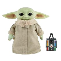 Peluche interactive Mattel L'Enfant verte avec manteau en tissu