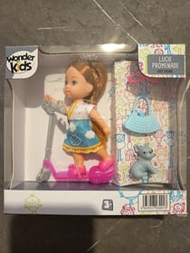 Lucie Promenade - Wonderkids