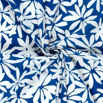 Tissu Coton stretch imprimé Fleurs blanches sur fond Bleu cobalt