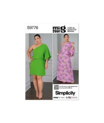 Patron Simplicity 9776 - Minirobe et maxirobe du 32 au 48 FR taille n°FR 32-40