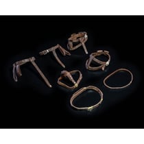 Mythic Legions : All Stars 6 - Pack accessoires pour figurines Belts Pack (Brown)