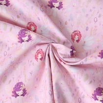 Tissu Coton imprimé Faylina fées Roses pâle sur fond Rose poudré - Au mètre