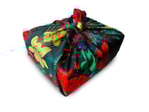 Carédeau Papier Cadeau Réutilisable (Size M) 55x55cm Satin 100% Cotton Luxe Collection