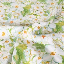 Tissu Viscose Digital imprimé Floral printanier sur fond Vert