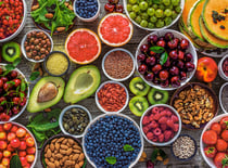 Puzzle 2000 pièces - Table Pleine de Super Aliments - Castorland
