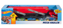 Hot wheels méga camion transporteur 45 cm avec 6 panneaux de stationnement + 4 voitures - mattel - fpm81