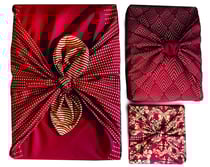 Lot de 3 Emballage Papier Cadeau Réutilisable Coton Recyclé Tissu Furoshiki Ecologique Rouge Bordeaux Design Créatrice Famille Aventureuse