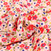 Tissu Viscose Floraly sur fond Rose pâle