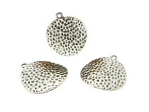 4 Breloques rondes martelées forme incurvée 30*26mm argent vieilli