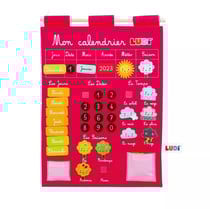 calendrier rose éducatif en tissu