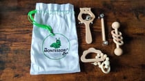 Lot de 4 hochets bebes Montessori