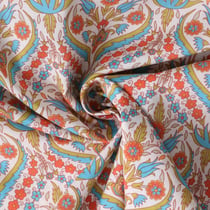 Tissu Coton imprimé indien Sundara sur fond Blanc cassé - Au mètre