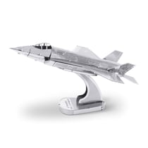 MetalEarth Aviation: F-35A LIGHTNING II (Boeing) 7.8x5.5x4.3cm, maquette 3D en métal avec 1 feuille, sur carte 12x17cm, 14+