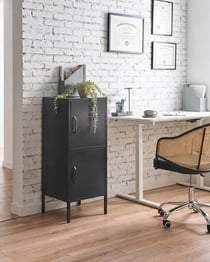 Armoire de Rangement avec 2 Portes et 4 Étagères en Acier Noir Pour Rangement Pratique Dossiers Pour Bureau ou Chambre Beliani