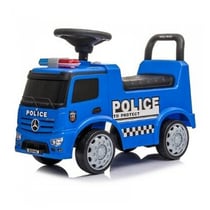 monte sur Mercedes Antos - Camion de police